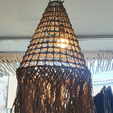 Cone Shape Ciling Lamp With Straw Grass