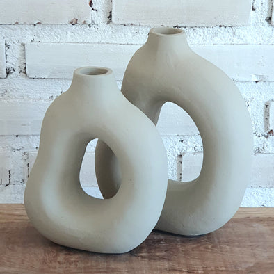 Grey Pottery Vas Set 2