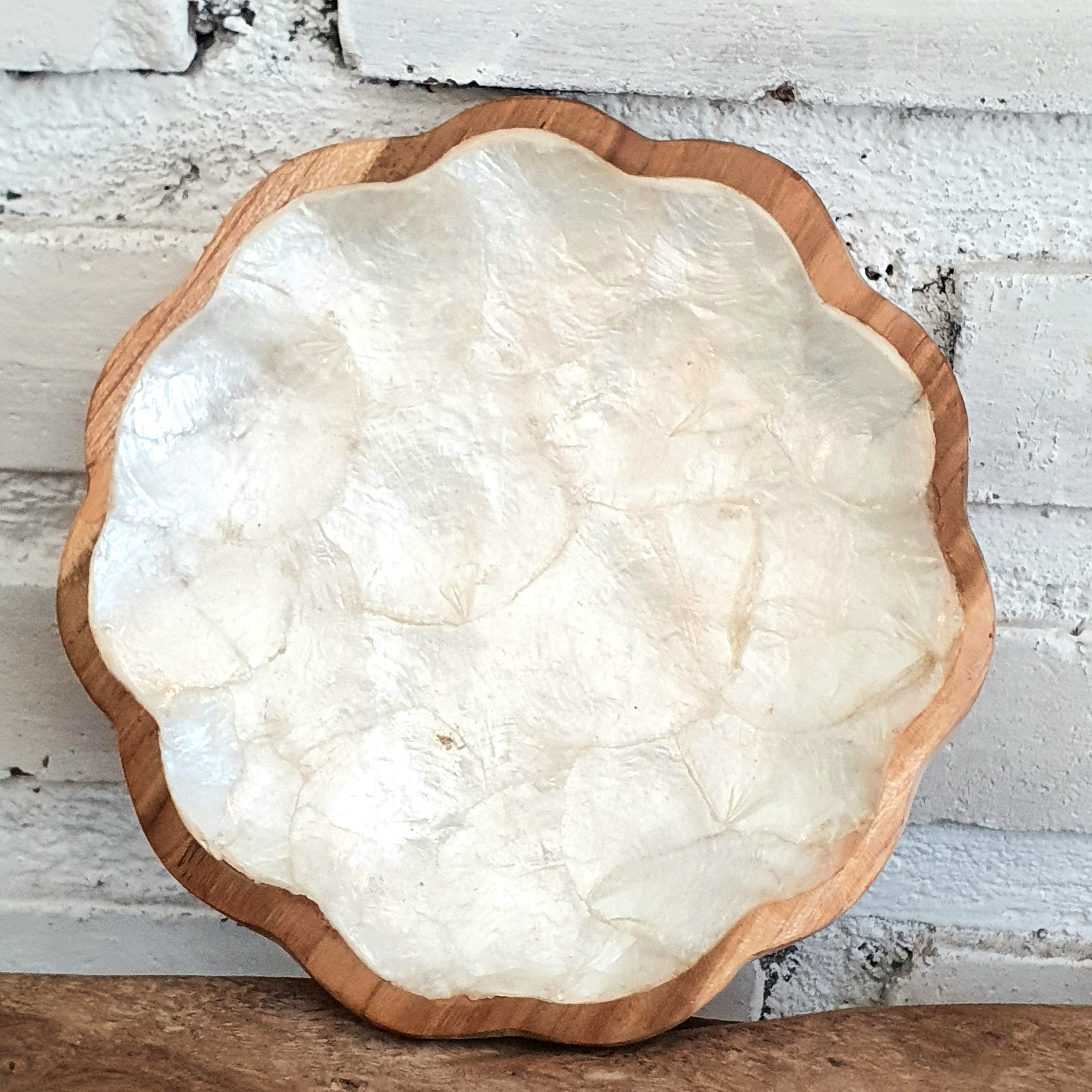 Wooden Plate with Seashell Coating β Canggu & Co
