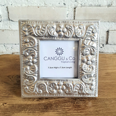 Aluminium Carved Flowers Photo Frame Set