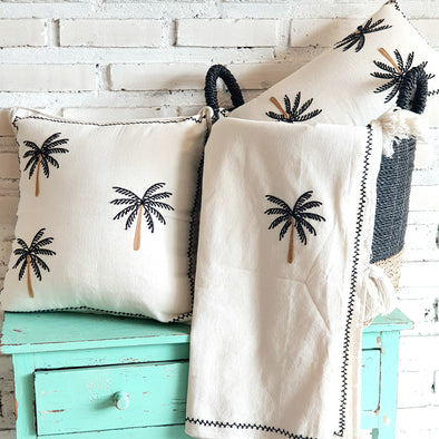 Tropical White Throw With Palm Tree Embroided