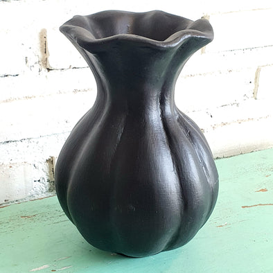 Flowery Bottle Shape Vase2