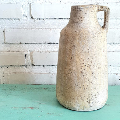 Annien Pottery With Handle
