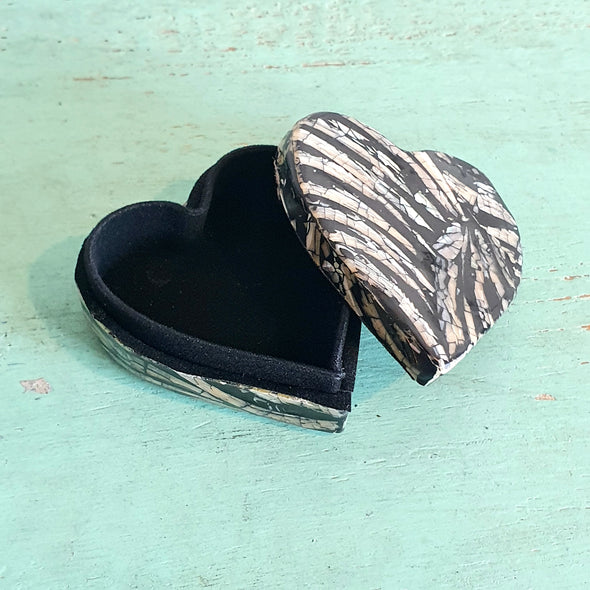 Mini Love Resin Jewelry Box With Mother Of Pearl Inlay