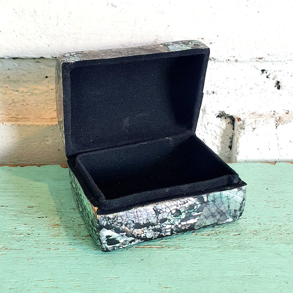 Mini Resin Jewelry Box With Mother Of Pearl Inlay (Flower)