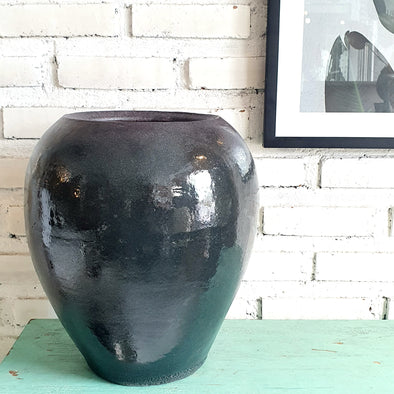 New Glossy Ceramic Pot (Black)