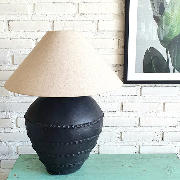 Luxurious Table Lamp