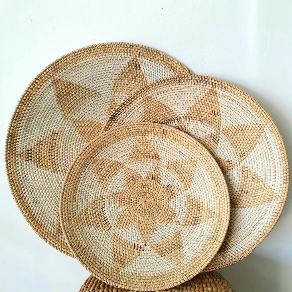 Woven Rattan Wall Plate Set With Flower Motif Canggu & Co