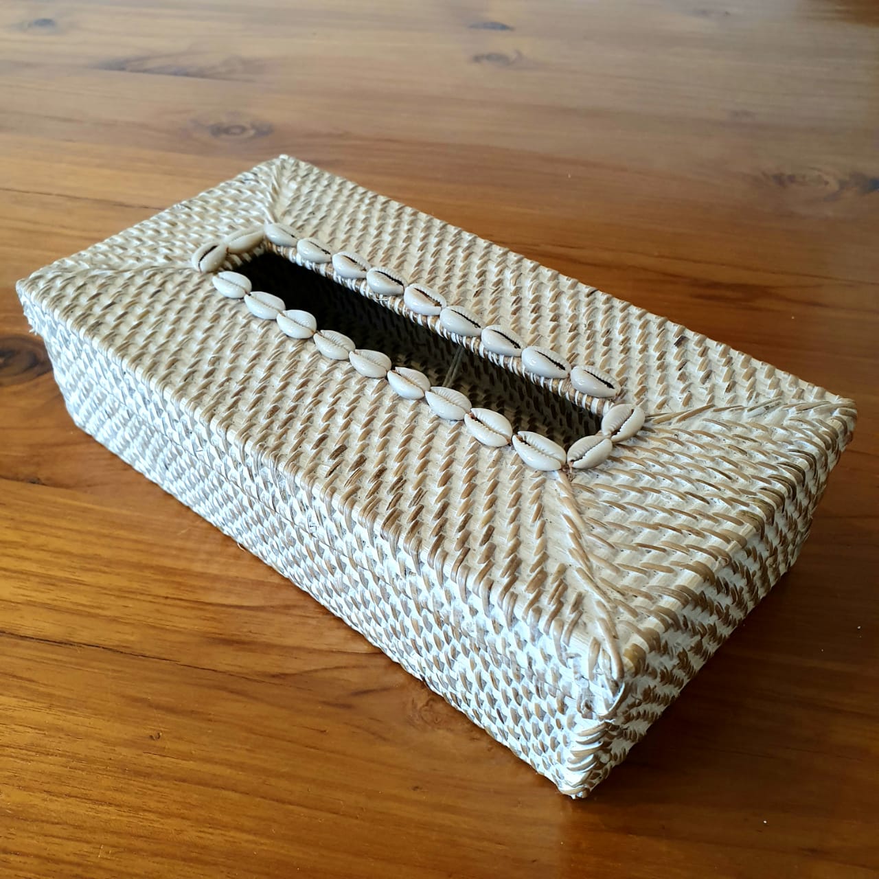 Rectangle Tissue Box Rattan with Shell (W) – Canggu & Co