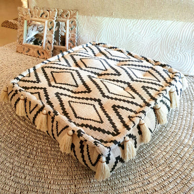 Diamond Raw Cotton Pouff With Tassels (Natural Square)