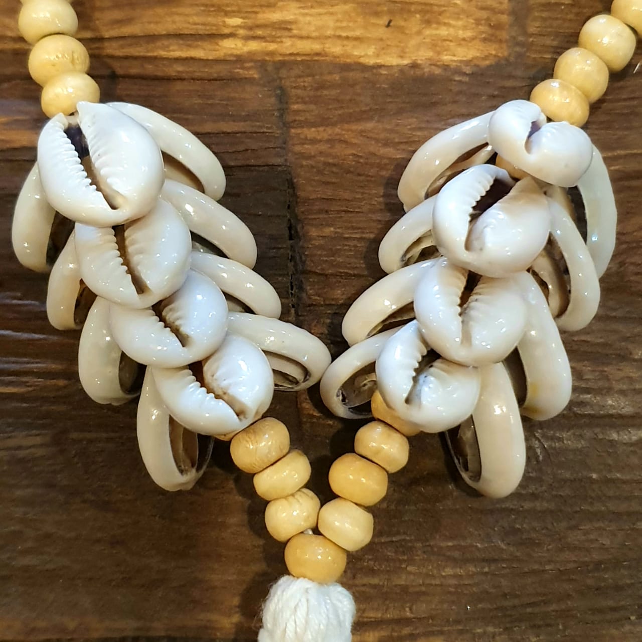 Natural Beaded Napkin Ring With Cowrie Shells – Canggu & Co