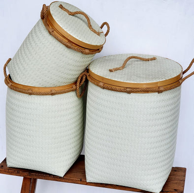 Large White Basket Set With Lid