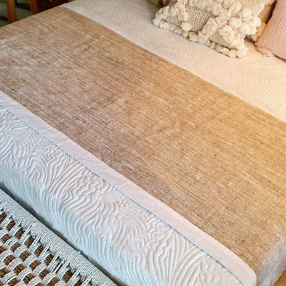 Natural Straw Grass and Calico Bed Runner