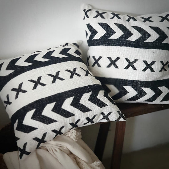 Black & White X Pattern Printed Cushion