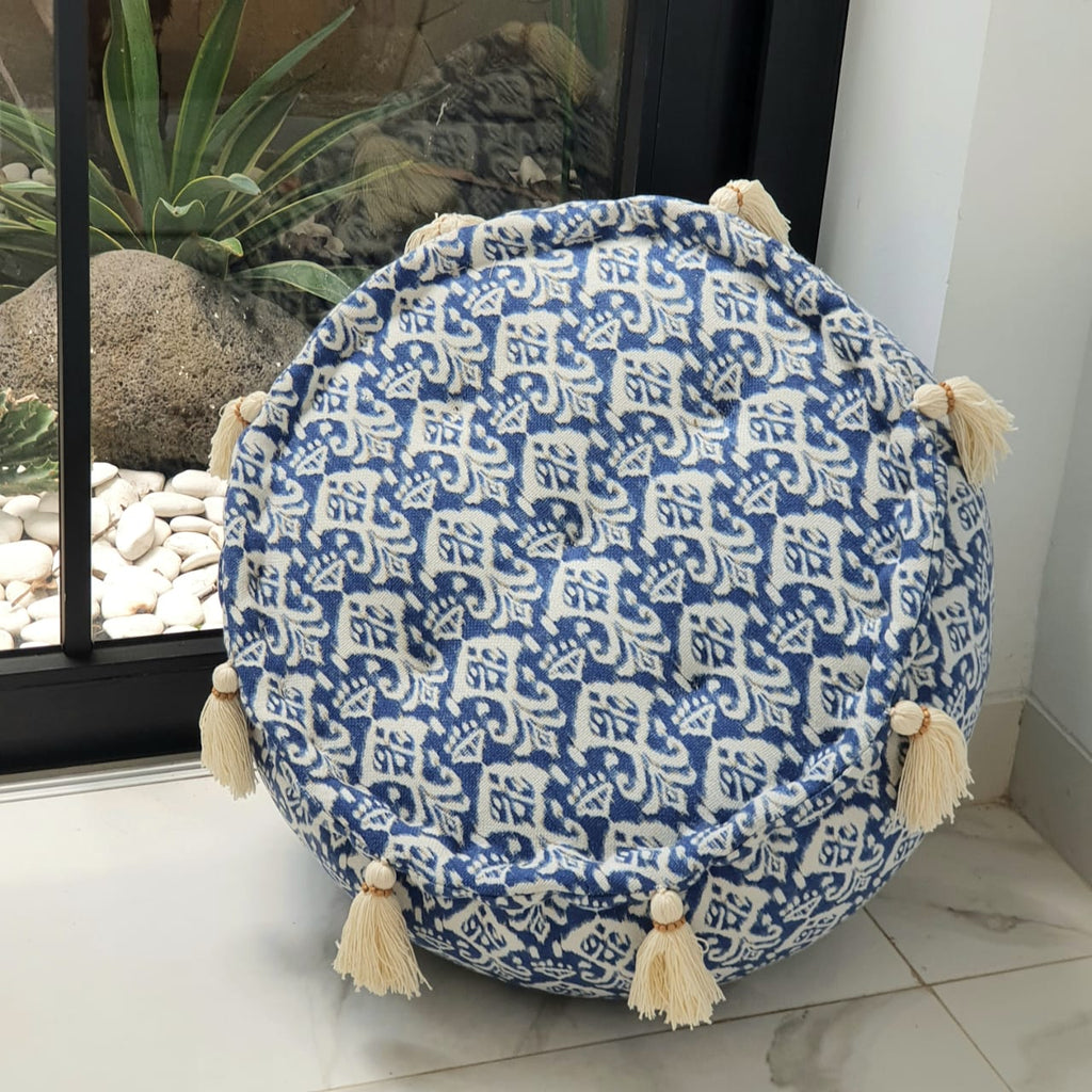 Sundanese Pattern Pouff With Tassels – Canggu & Co