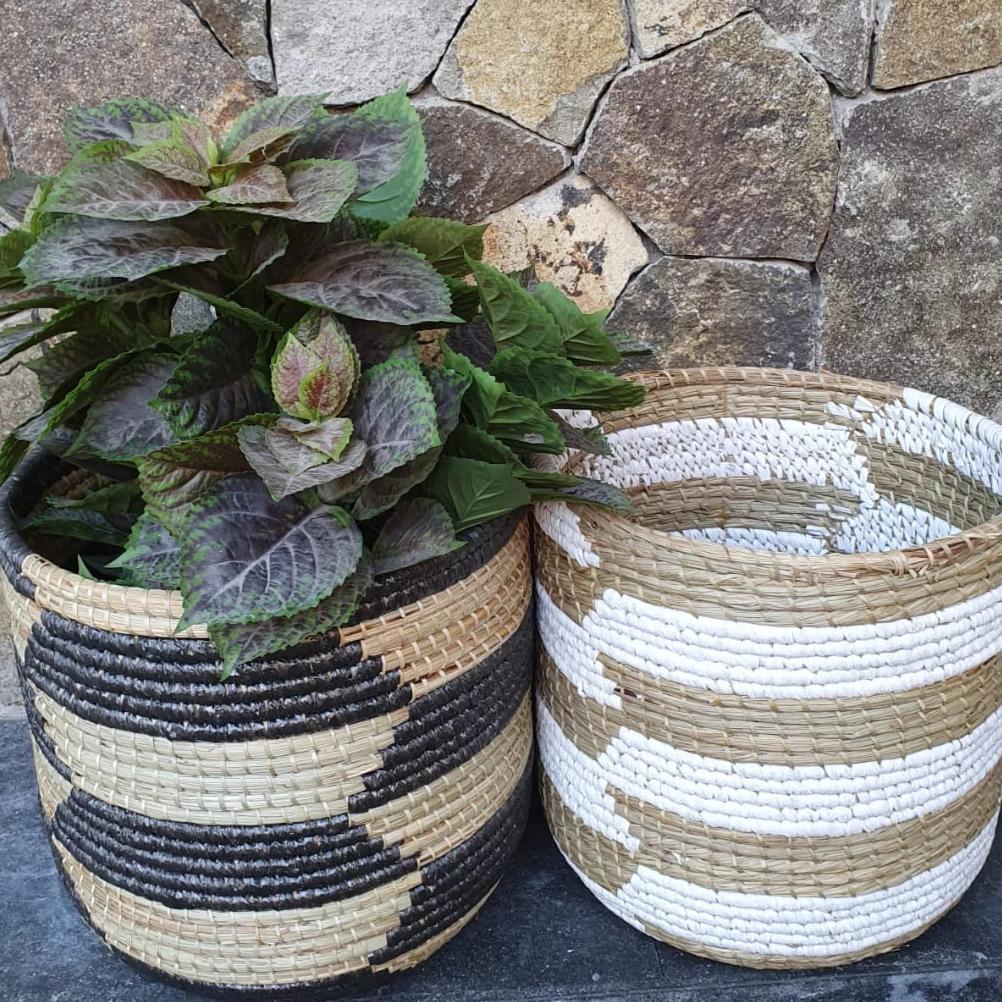 raffia plant pots Set 3 Large Straw Grass & Raffia Plant Baskets – Canggu & Co