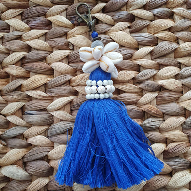 Cowrie Shell Key Chains With Multi-Color Tassels - Canggu & Co