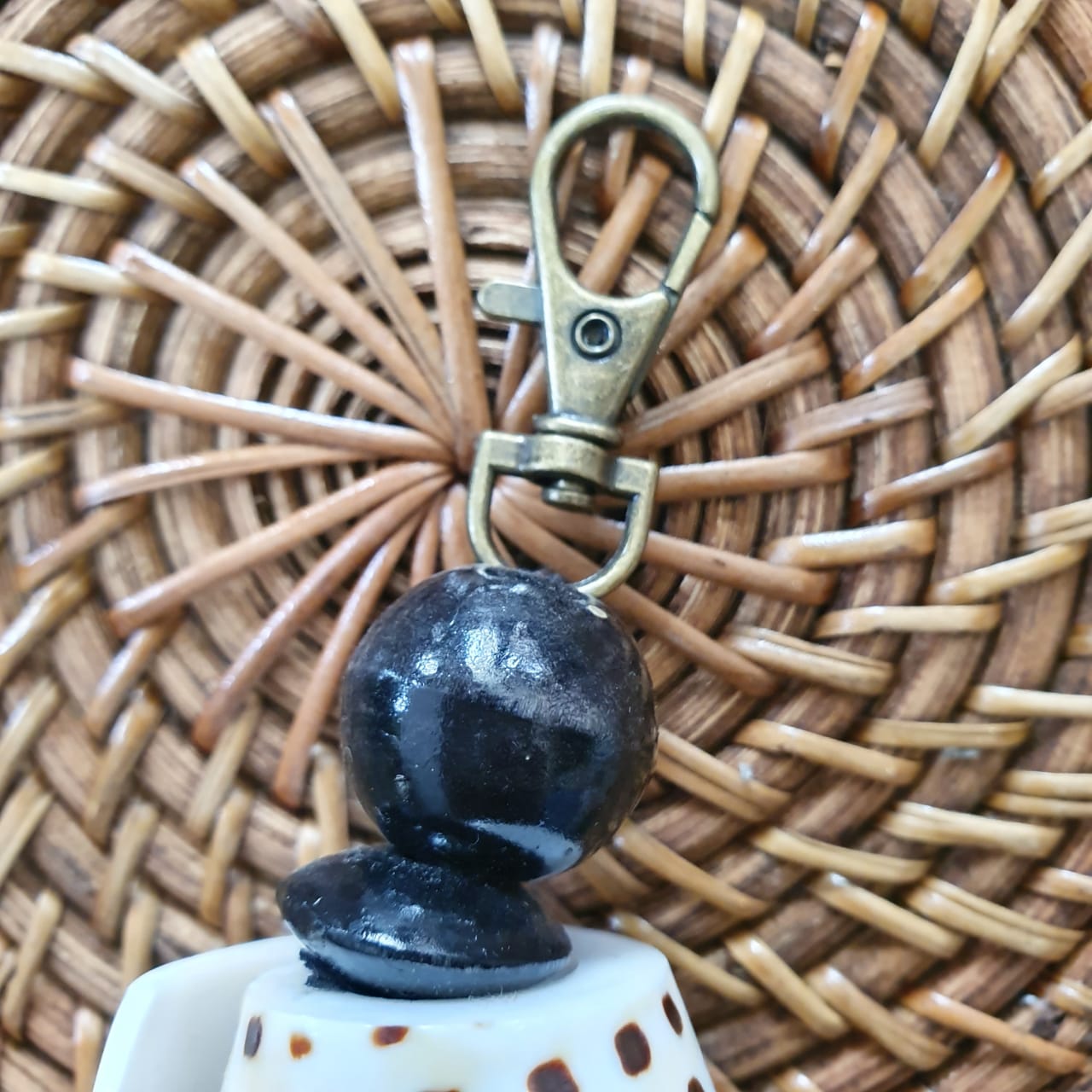 Junonia Sea Shell Key Chain – Canggu & Co