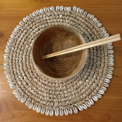 Woven Straw Grass Dining Placemat With Cowrie Shells