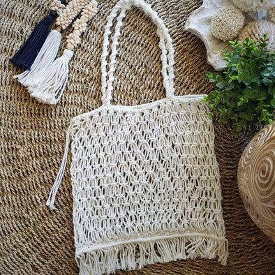 White Woven Cotton Square Shaped Macrame Bag With Fringe - Canggu & Co